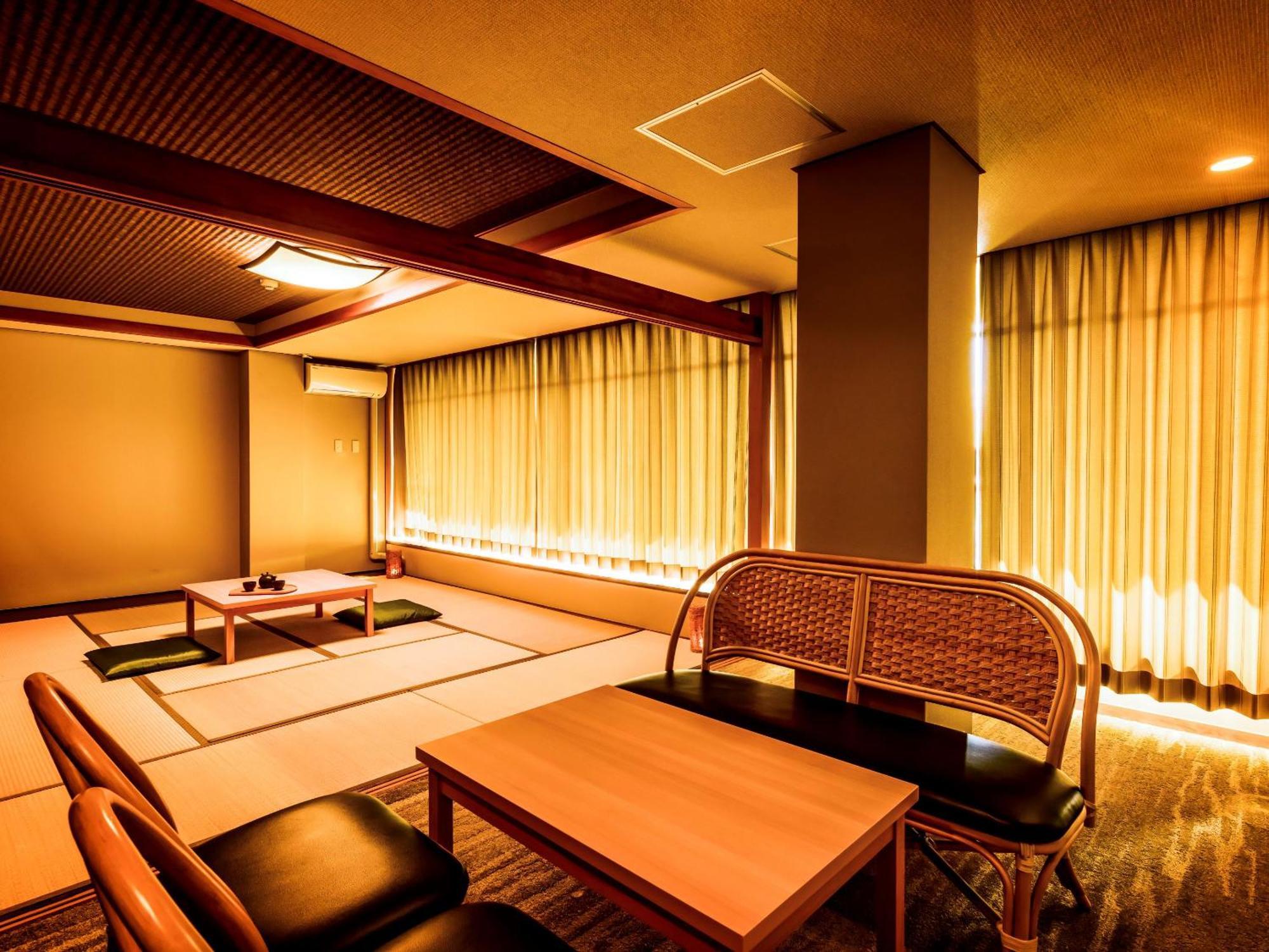 Ooedo Onsen Monogatari Premium Toba Saichoraku Hotel Стая снимка